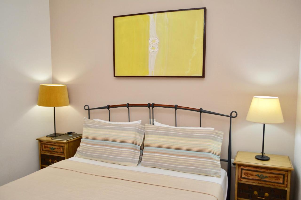 Troumpas Family Rooms & Apartments Leonídion Екстериор снимка